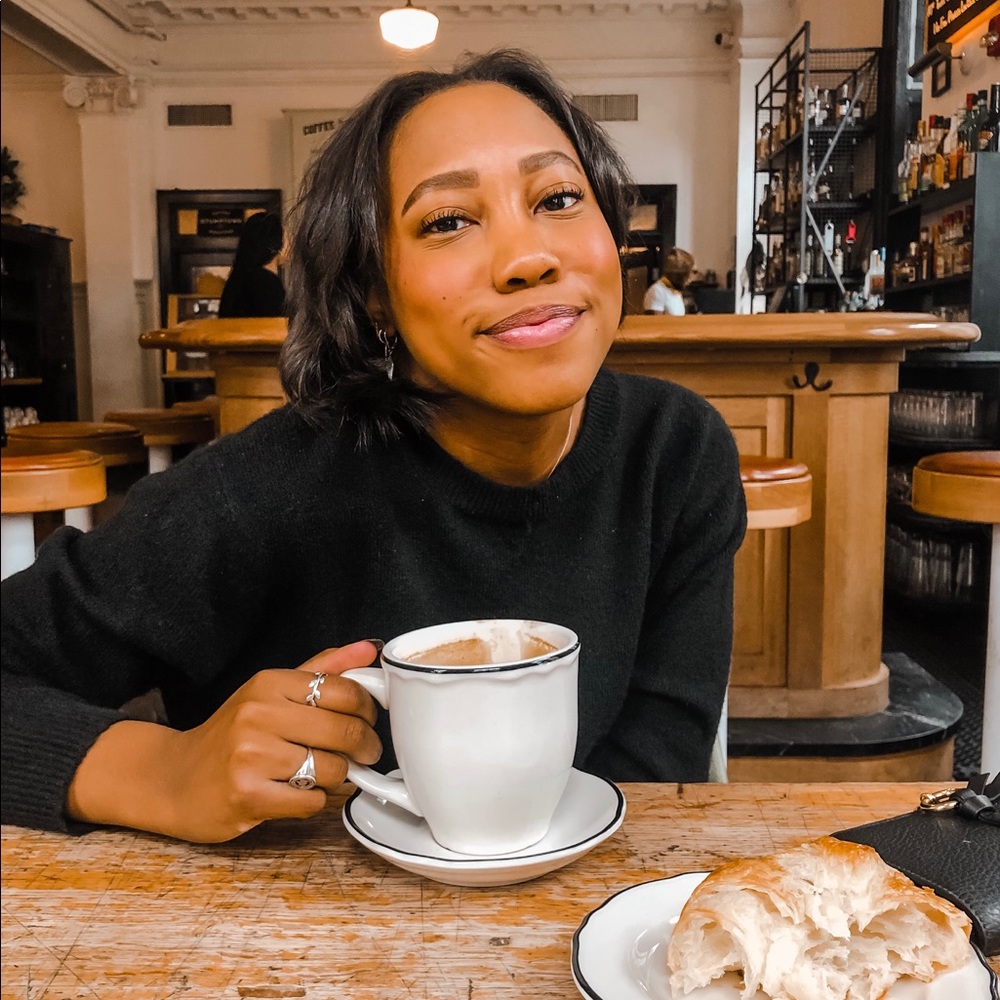 Meet your Posher, Gabrielle